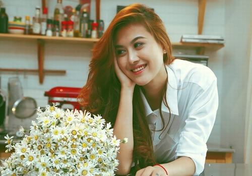 Mẹ hotgirl Hà Lade: "Sẽ từ mặt ngay nếu con gái như Bà Tưng" | Hà Lade 2013, Hotgirl Hà Lade 2013, Bà Tưng 2013, Tin ngoi sao, Tin hot ngoi sao