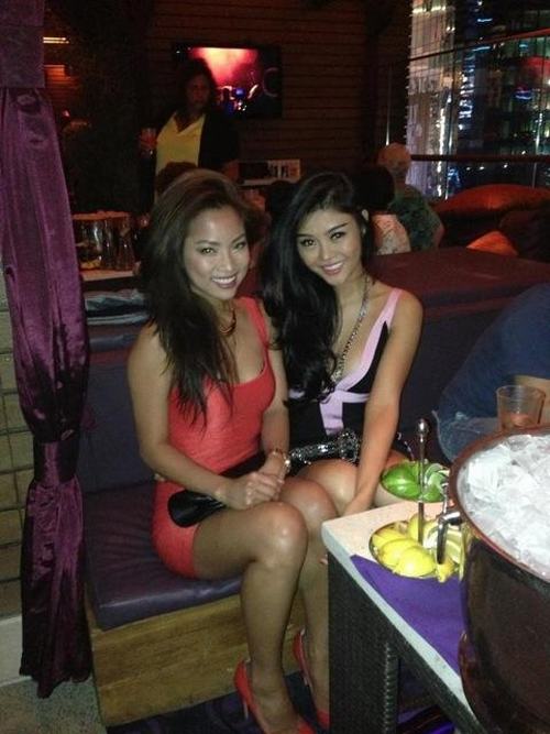 Hoa hậu Julia Hồ lại buông lơi ngực đầy | Julia Hồ, Hoa hậu người Việt Hoàn Cầu 2012, ăn chơi, Hoa hậu Việt Nam, Ngọc Trinh, sexy, Hồ Thúy Anh, du học sinh
